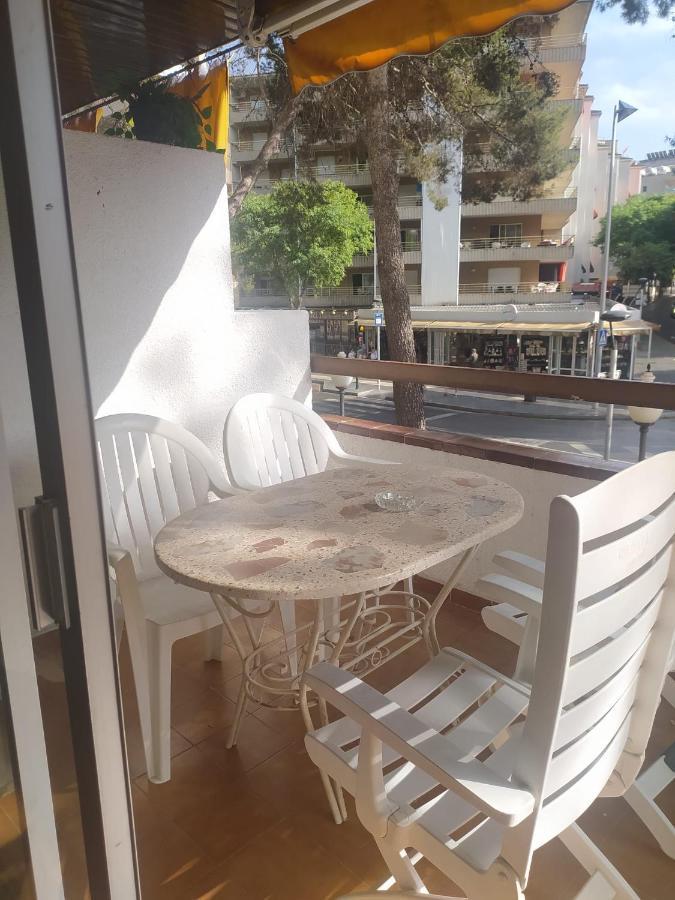 Llum Salou Apartment Exterior foto